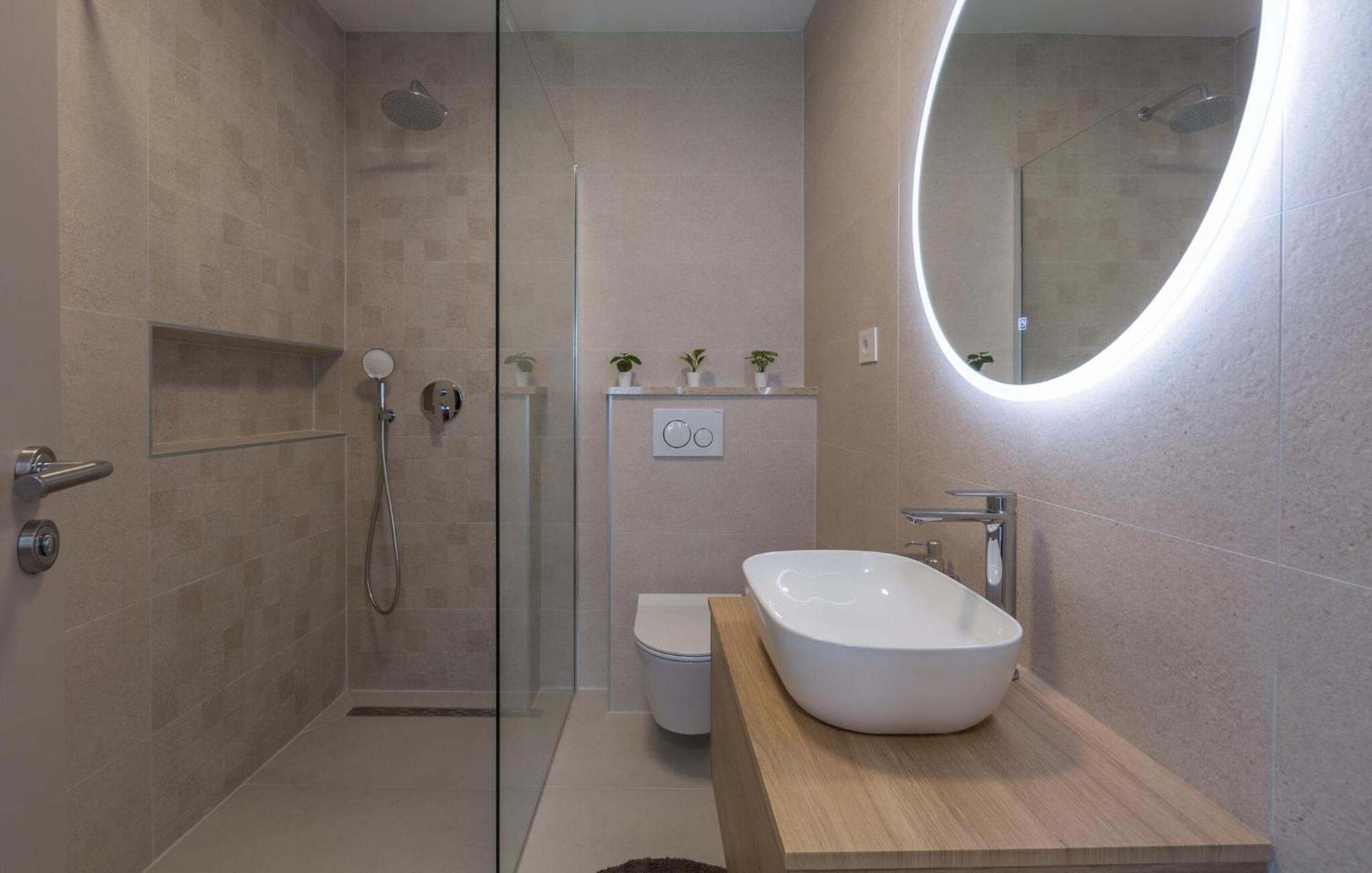 1 Bedroom Beautiful Apartment In Porec Luaran gambar