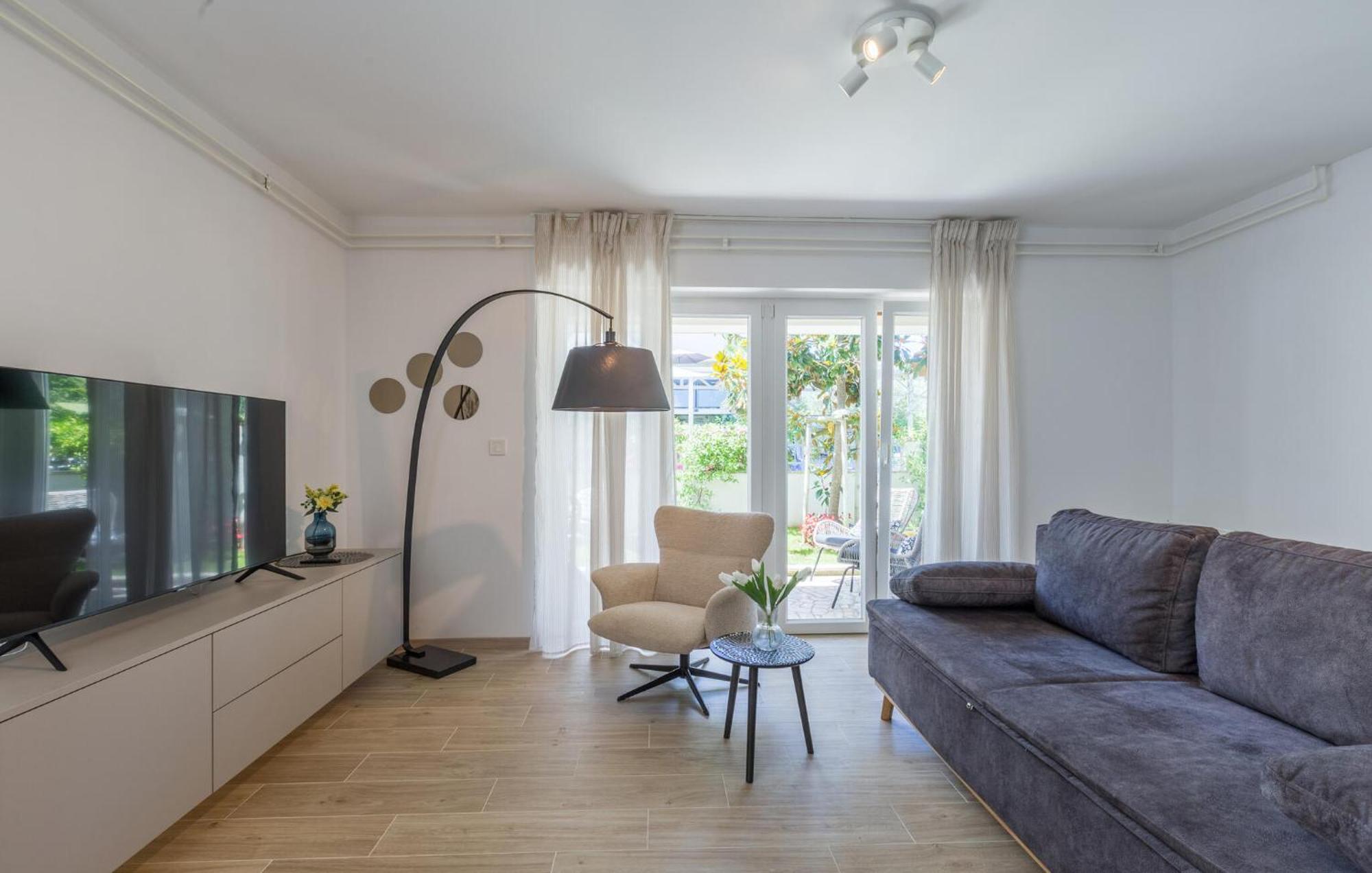 1 Bedroom Beautiful Apartment In Porec Luaran gambar