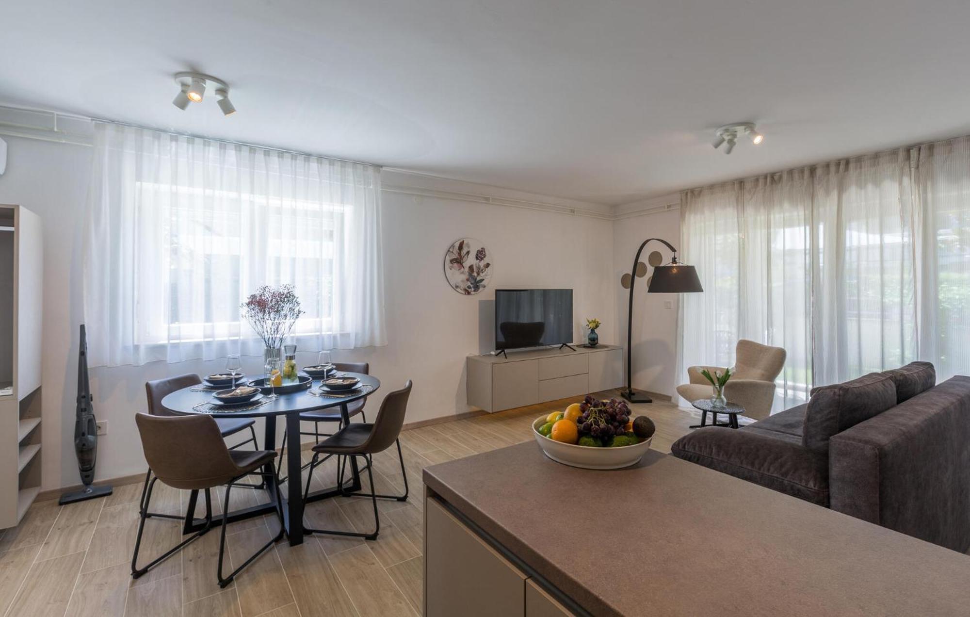 1 Bedroom Beautiful Apartment In Porec Luaran gambar